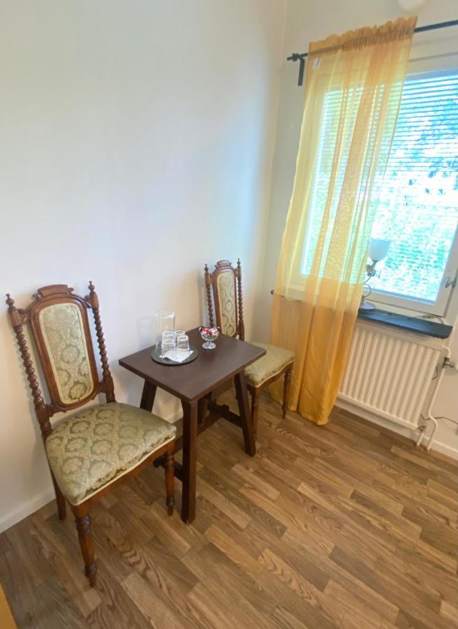 Gullringens Vaerdshus & Hotell Luaran gambar