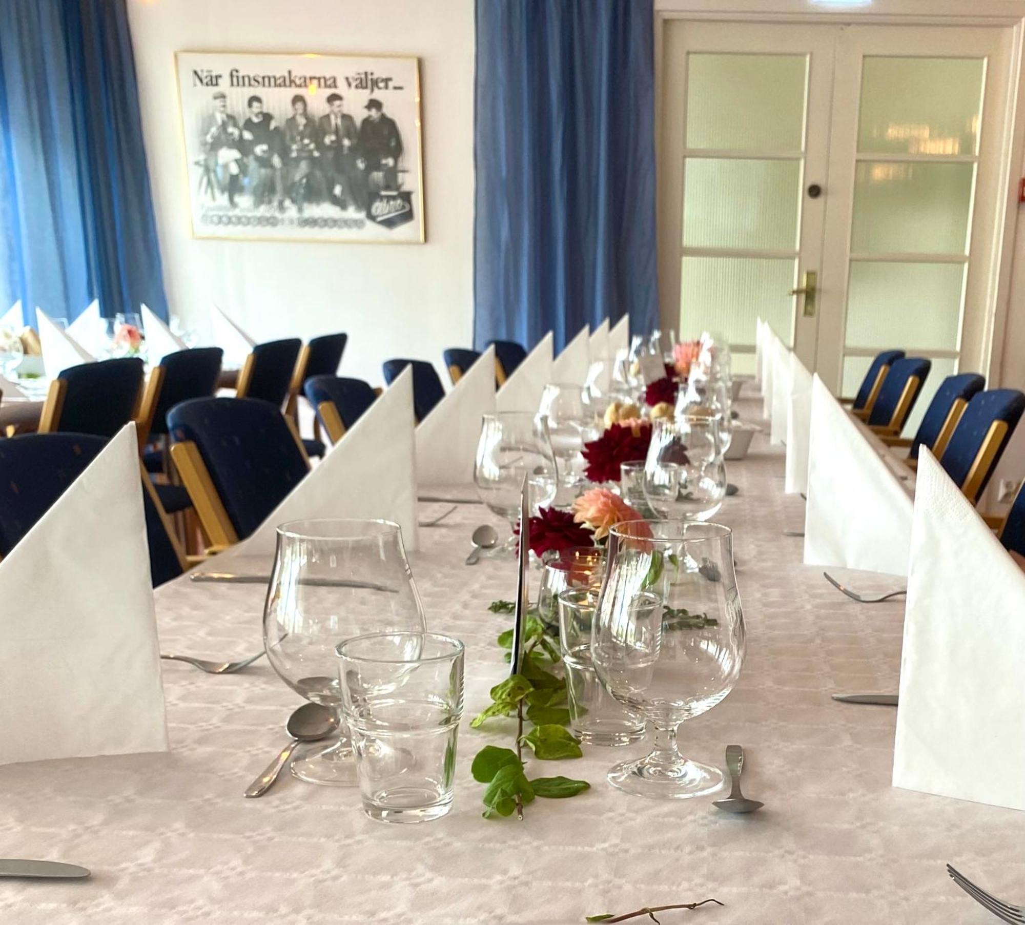 Gullringens Vaerdshus & Hotell Luaran gambar