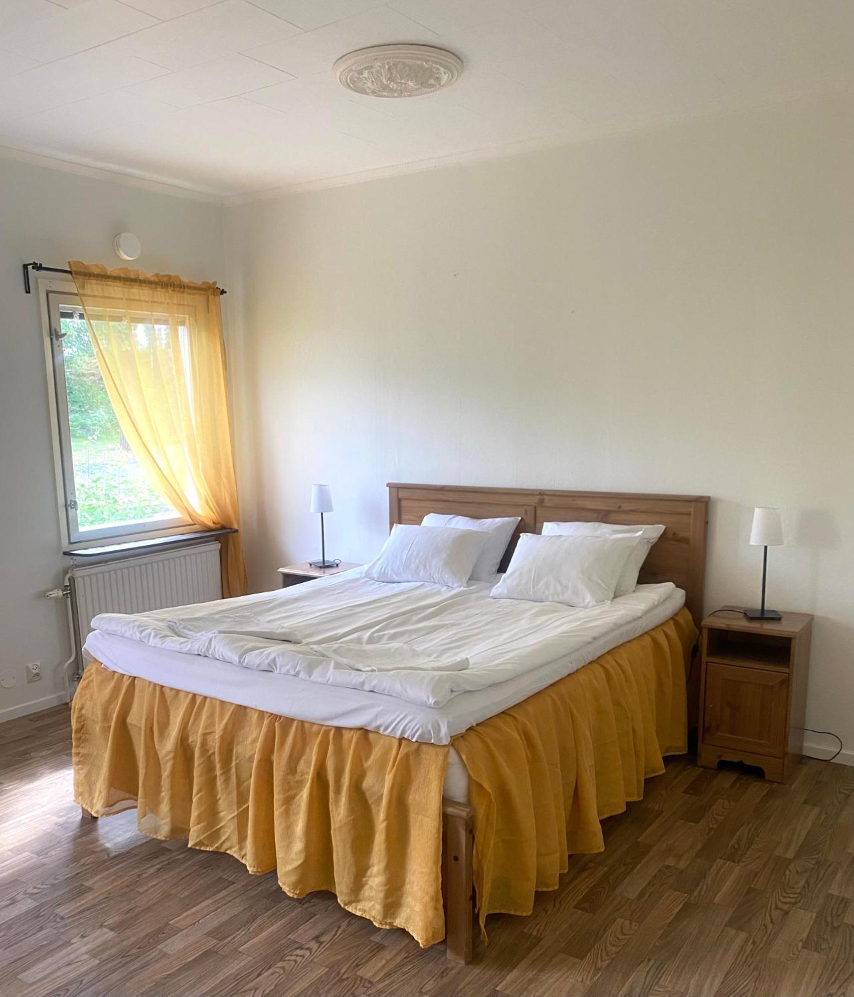 Gullringens Vaerdshus & Hotell Luaran gambar
